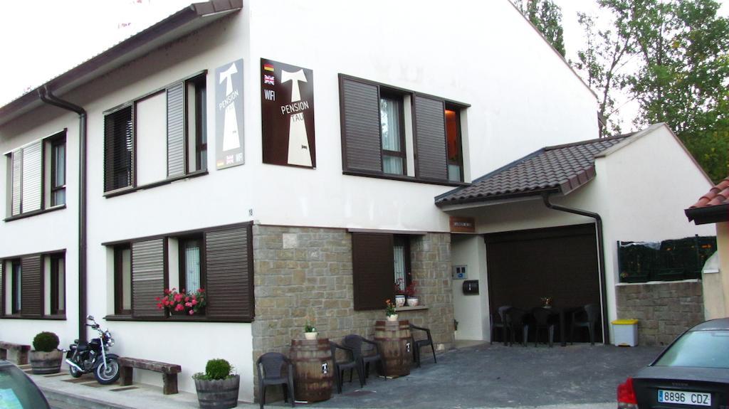 Hostal Casa Tau Larrasoana Exterior foto